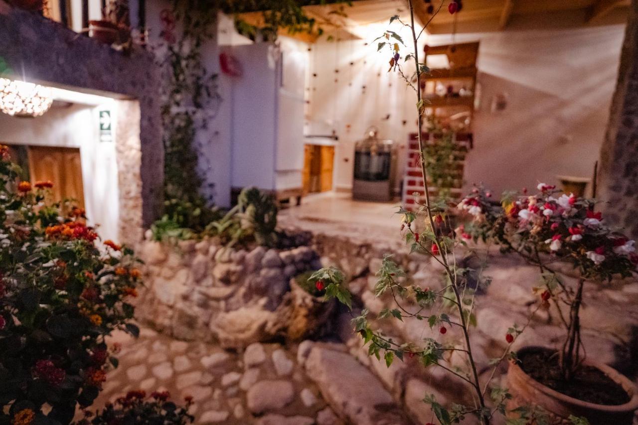 Mama Green Ecolodge & Permaculture Farm Урубамба Экстерьер фото